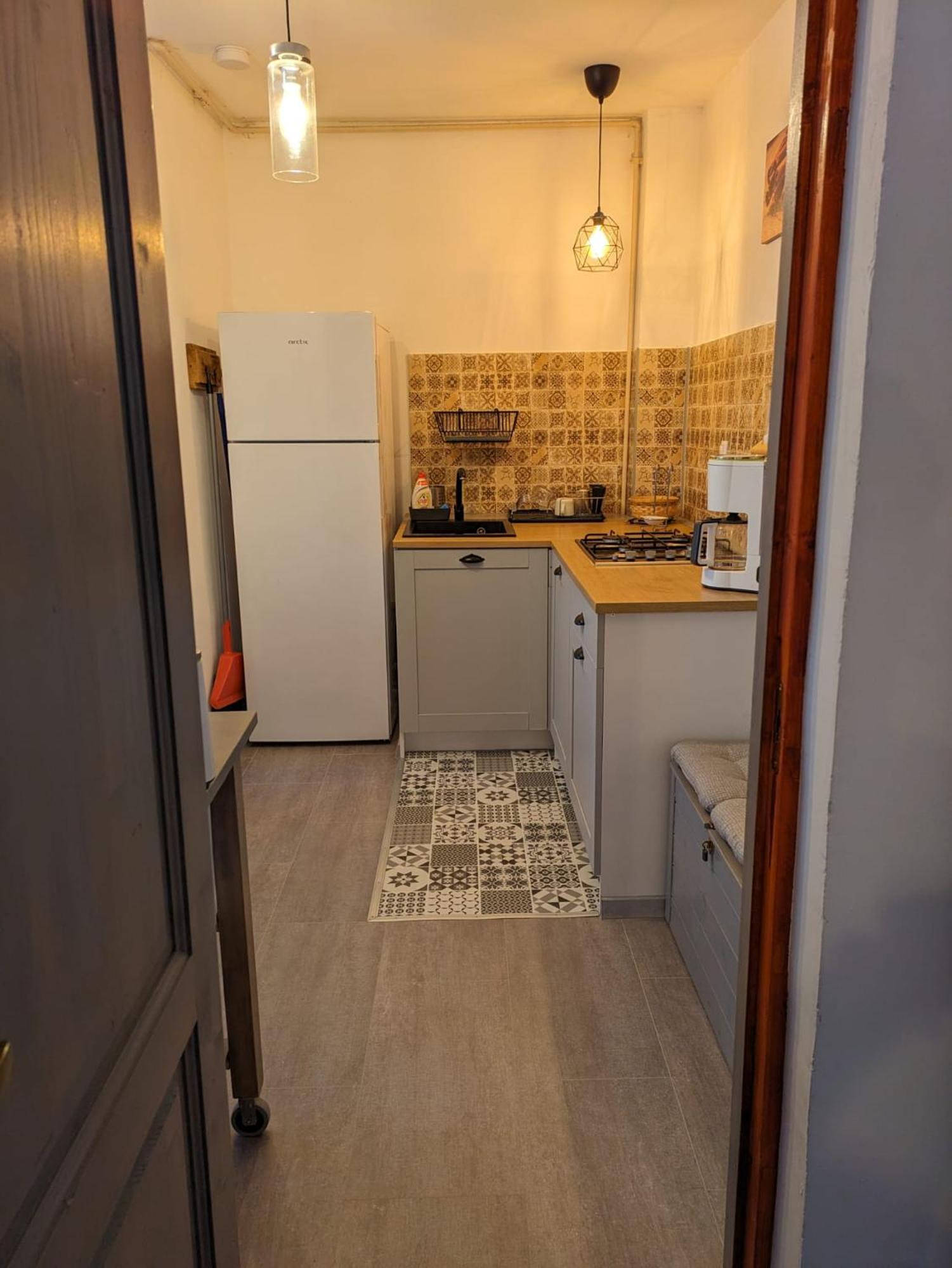 June Studio Apartment Brasov Exterior photo